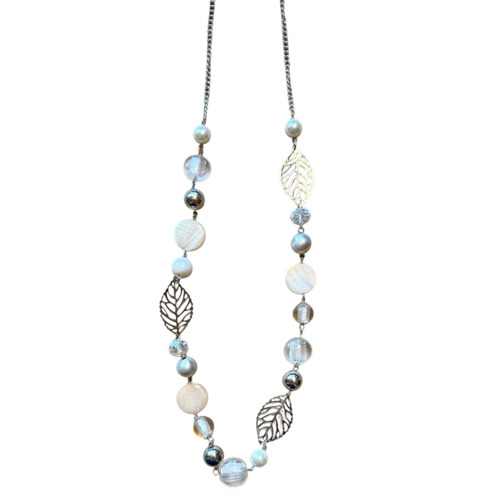 Elegant Silver Leaf Necklace